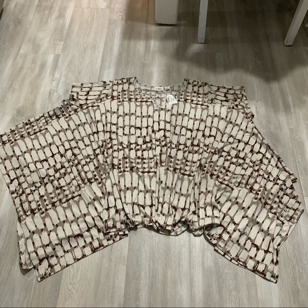 Cato Beige Cream Print Draped Poncho style Tunic Top Sz XL NWT